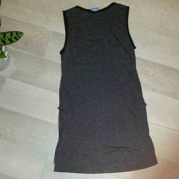 Simply Vera black sequined top - Picture 3 of 4